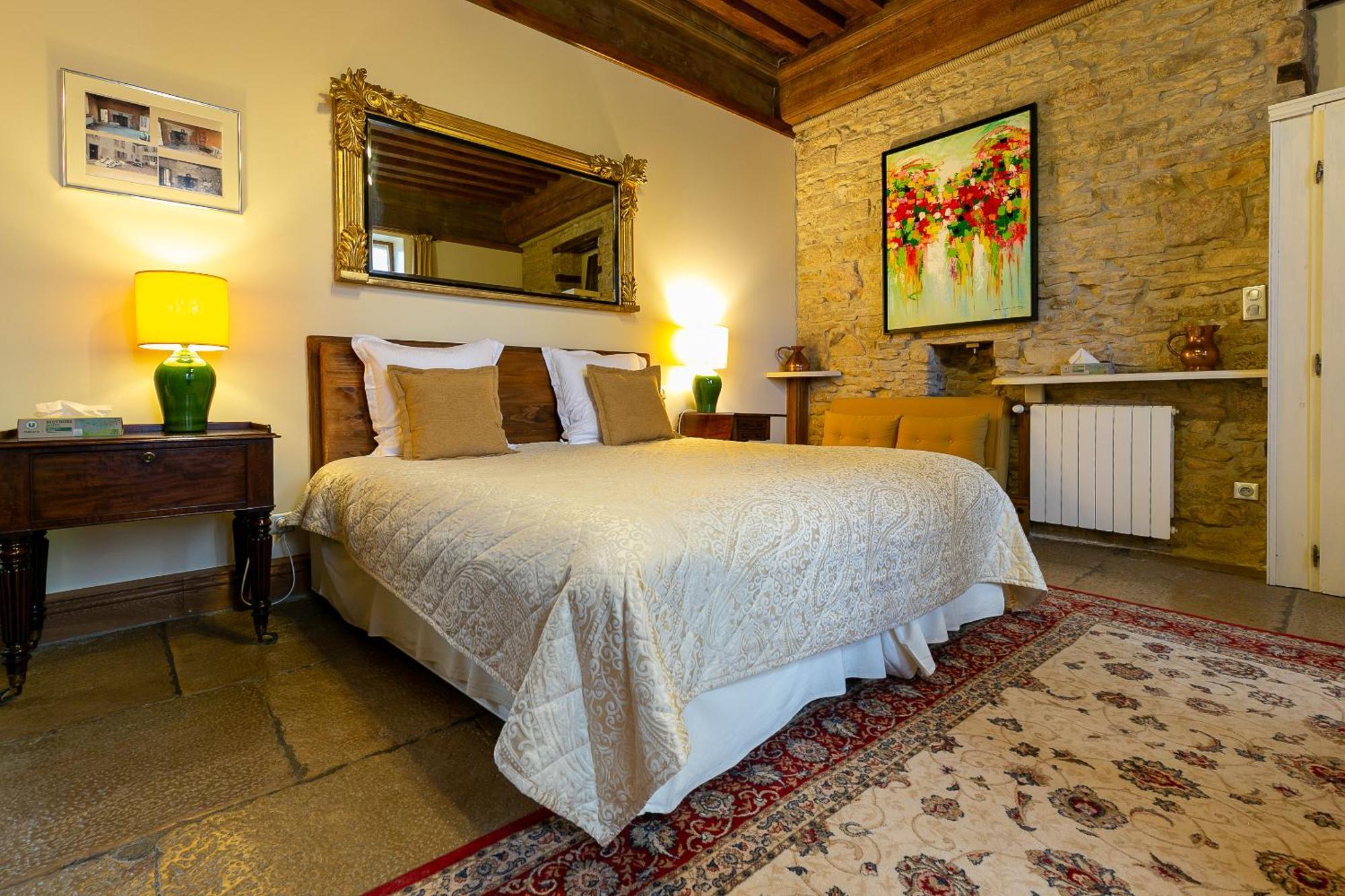 Hotel Les Deux Chevres 5*