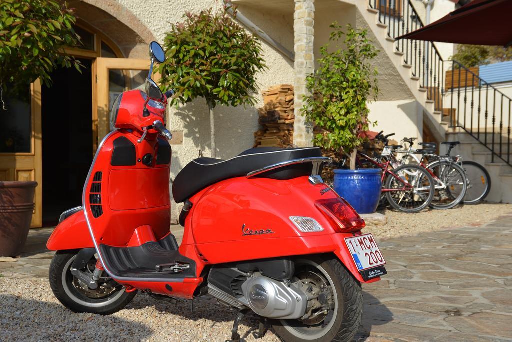 Les Deux Chevres 5*