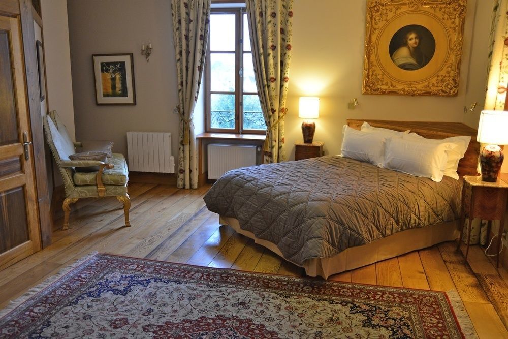 Les Deux Chevres Hotel 5*
